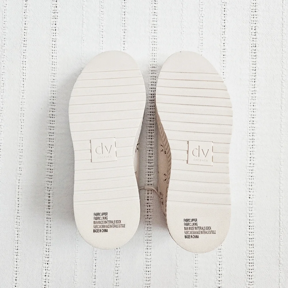 DV By Dolce Vita Canvas Eyelet Chunky Platform Lace Up Sneakers Shoes 8 Brin NEW - Picture 9 of 14